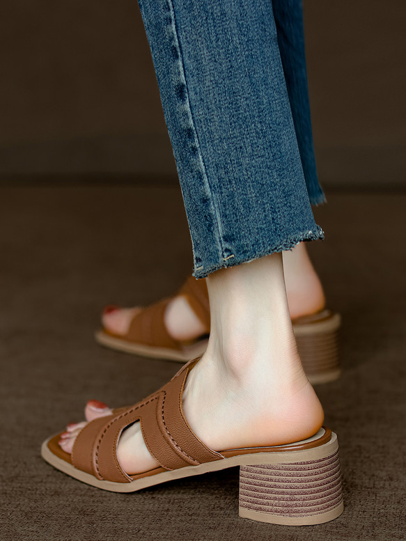 人気のサンダルをすっきりシルエットにフラットサンダル ミュール サンダル ストラップサンダル 履きやすい 木目調 旅行 4枚目の画像