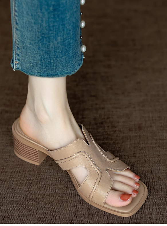 人気のサンダルをすっきりシルエットにフラットサンダル ミュール サンダル ストラップサンダル 履きやすい 木目調 旅行 11枚目の画像