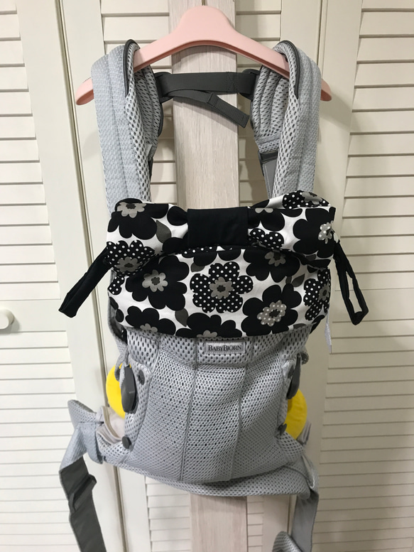 人気 one ベビービョルン Kai対応 日よ 首回りカバー よだれカバー小 スタイ・よだれかけ