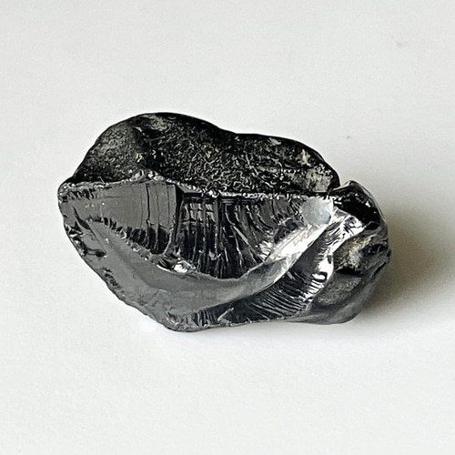 テリ艶◇輝き 硬度 ブラックスピネル原石 ⑤ 天然石 stonetatsuya 通販