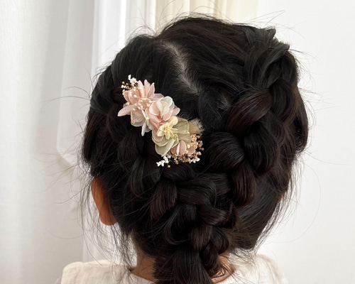 ドライフラワーのちいさなヘアクリップ / ピンク×グリーン