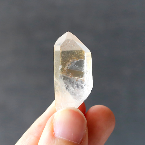 ゴールデンヒーラー クォーツ 原石 水晶 鉱物 希少石 天然石 ゴールデンヒーラー クォーツ 原石 水晶 鉱物 希少石 天然石