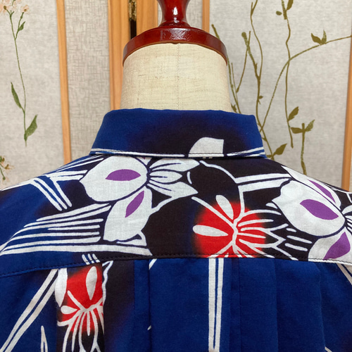 xiang様ご予約品 ☆浴衣リメイク☆ シャツブラウス(ネイビー