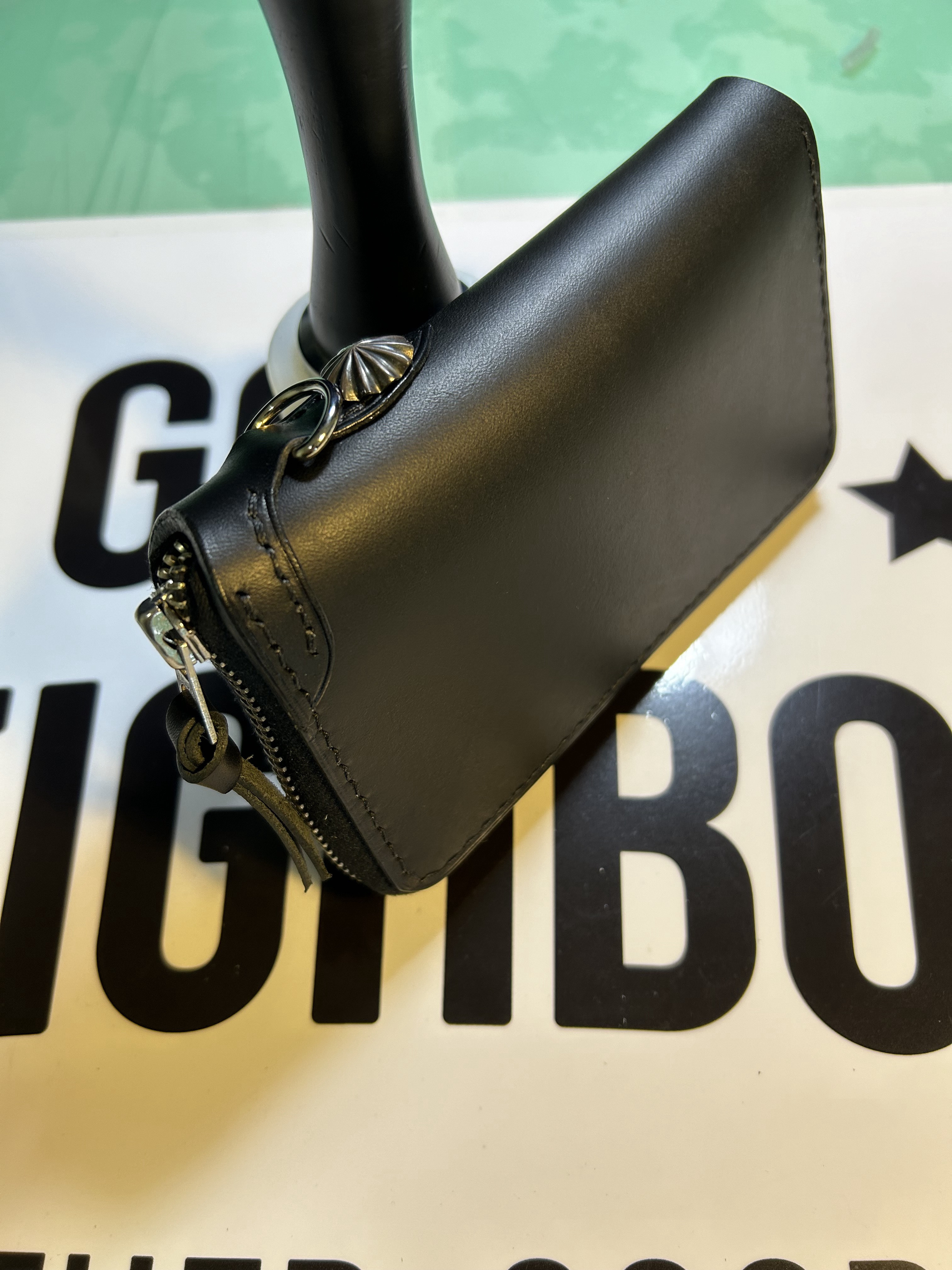 ミドルウォレット MIKE