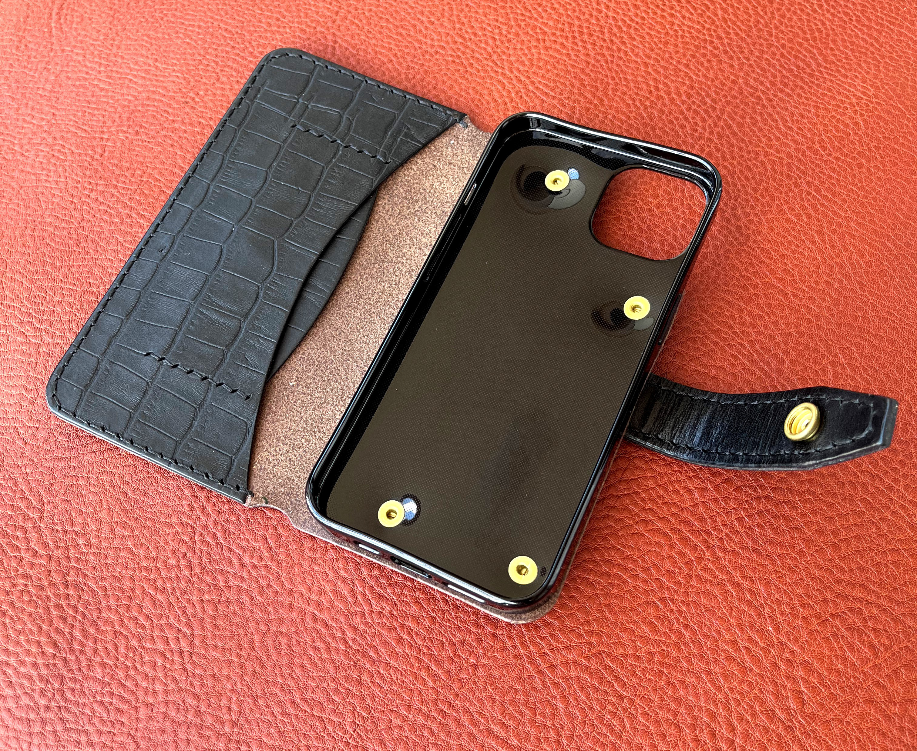 スマホケース（カシメバージョン）