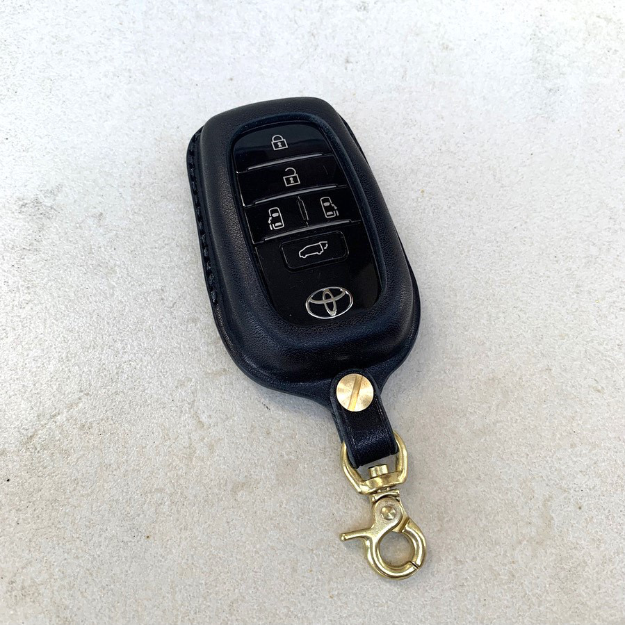 TOYOTA　スマートキーケースⅡ　ボタン２～４段タイプ　栃木レザー【名入れ無料・選べる革とステッチ】手縫い・本革