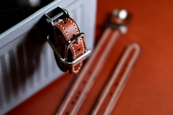 レザーベルト『手 -hand-』STANLEYスタンレー ランチボックス 9.4L専用 6枚目の画像