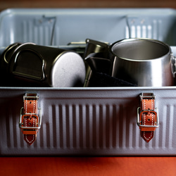 レザーベルト『手 -hand-』STANLEYスタンレー ランチボックス 9.4L専用 2枚目の画像