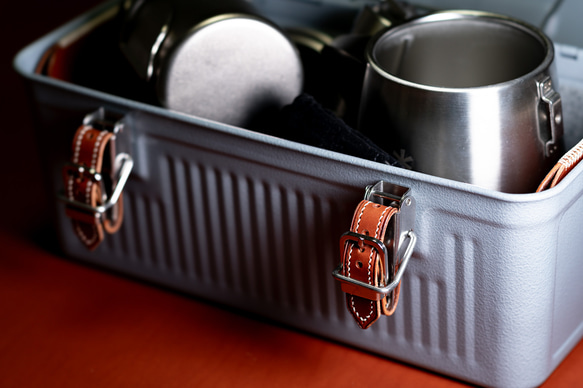 レザーベルト『手 -hand-』STANLEYスタンレー ランチボックス 9.4L専用 5枚目の画像