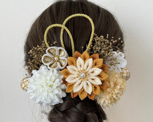 つまみ細工 髪飾り ヘアバンド つまみ細工 3つ花 ベビー ヘアアクセサリー ヘアバンドタイプ