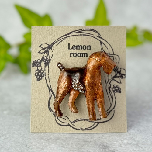 イギリスアンティーク　テリアのブローチ イギリス ヴィンテージ テリアブローチ - メルカリ