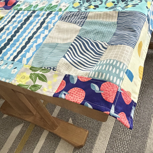 パッチワーク☆ハンドメイド♪テーブルクロス 71rEw51QWVL._UF894,1000_QL80_.jpg