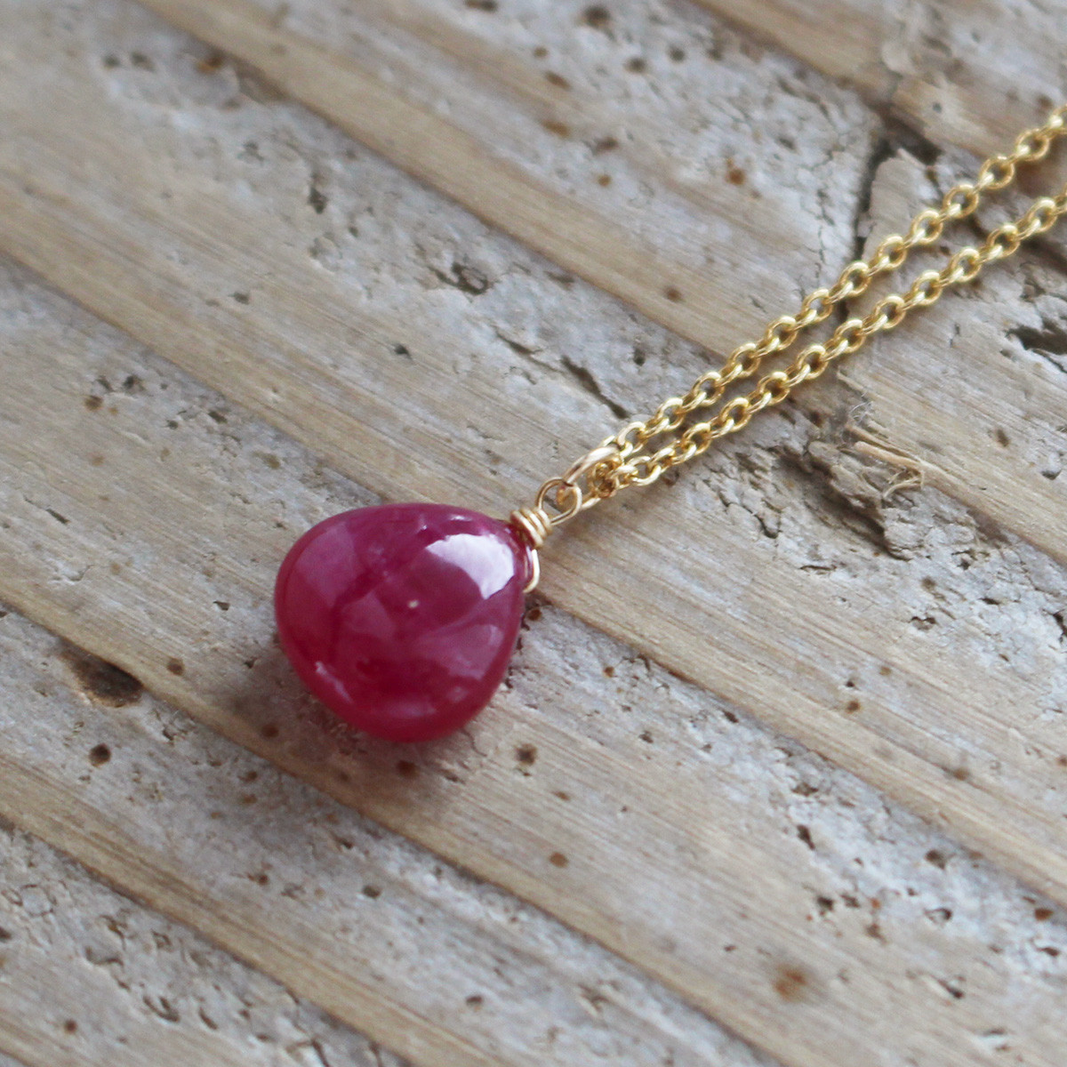 ✨7月誕生石✨宝石質ルビー＜プレーン＞のペンダント（K14GF）