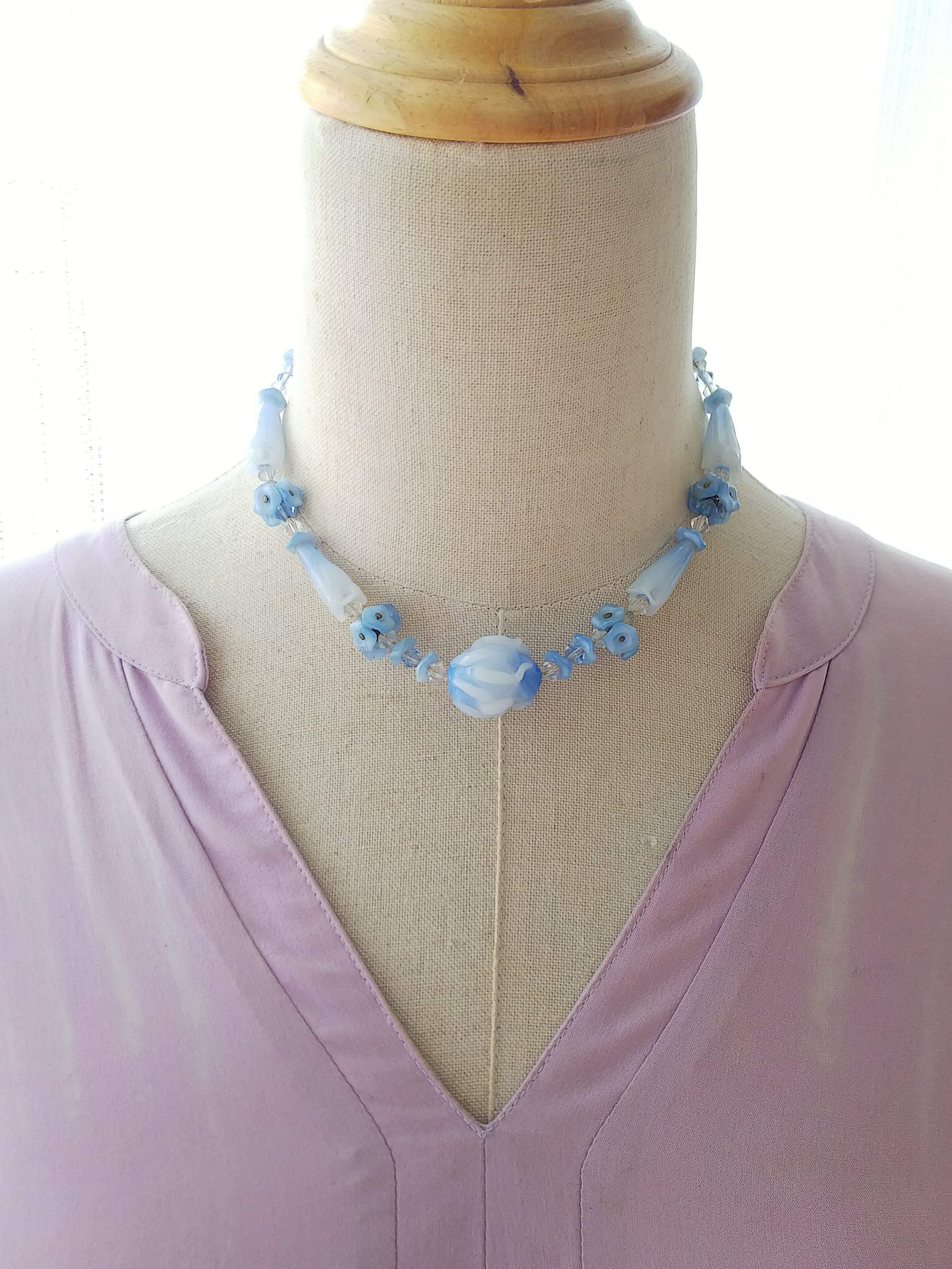 ヴィンテージ　flowerパステルBeadsネックレス（約39.5㎝）