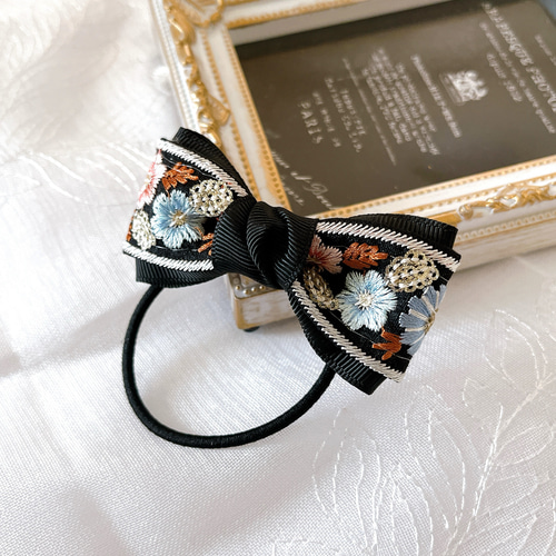 大人可愛いリボンヘアゴム☆インド刺繍リボン×ペタシャムリボンP550