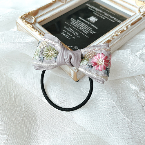 再販】インド刺繍リボン 花柄 黒リボンorグレー系 ヘアゴム 子供〜大人