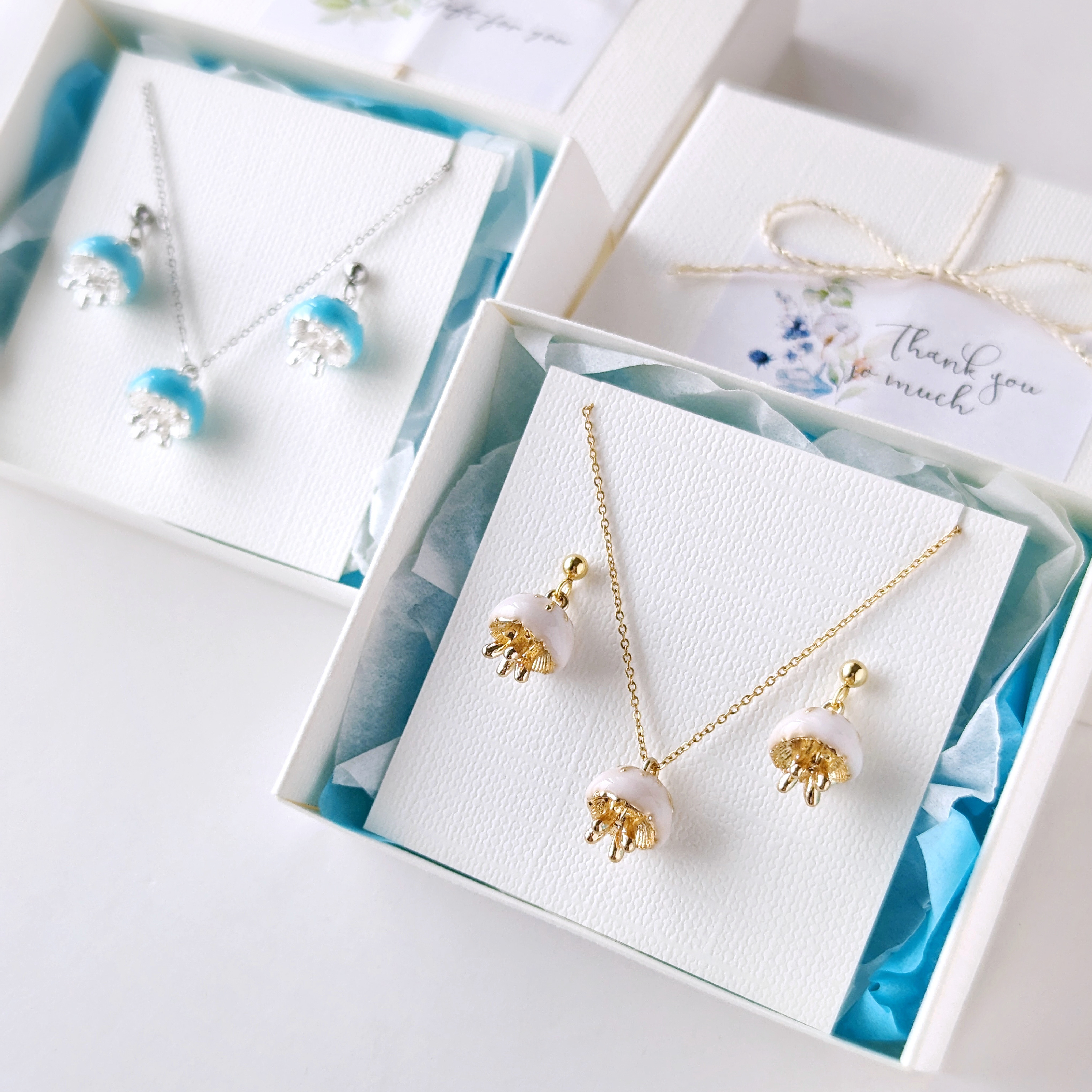 ＊2点セット＊ コロンと可愛いクラゲの1粒ピアス/イヤリング＆ネックレスセット