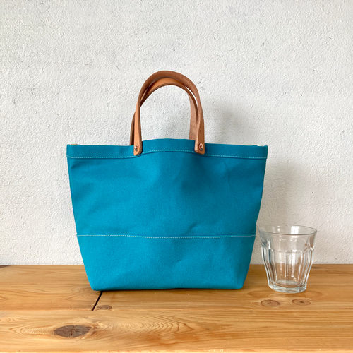 ヌメ革持ち手のシンプルな鞄 ターコイズブルー トートバッグ 青空鞄