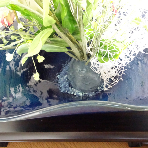 ☆送料無料☆【パンフラワー/粘土の花】瑠璃楽水盤の藍色陶器とてっ