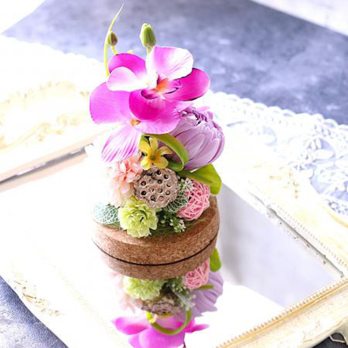 ラスト1点 仏花 胡蝶蘭ガラスドームアレンジ アーティフィシャル