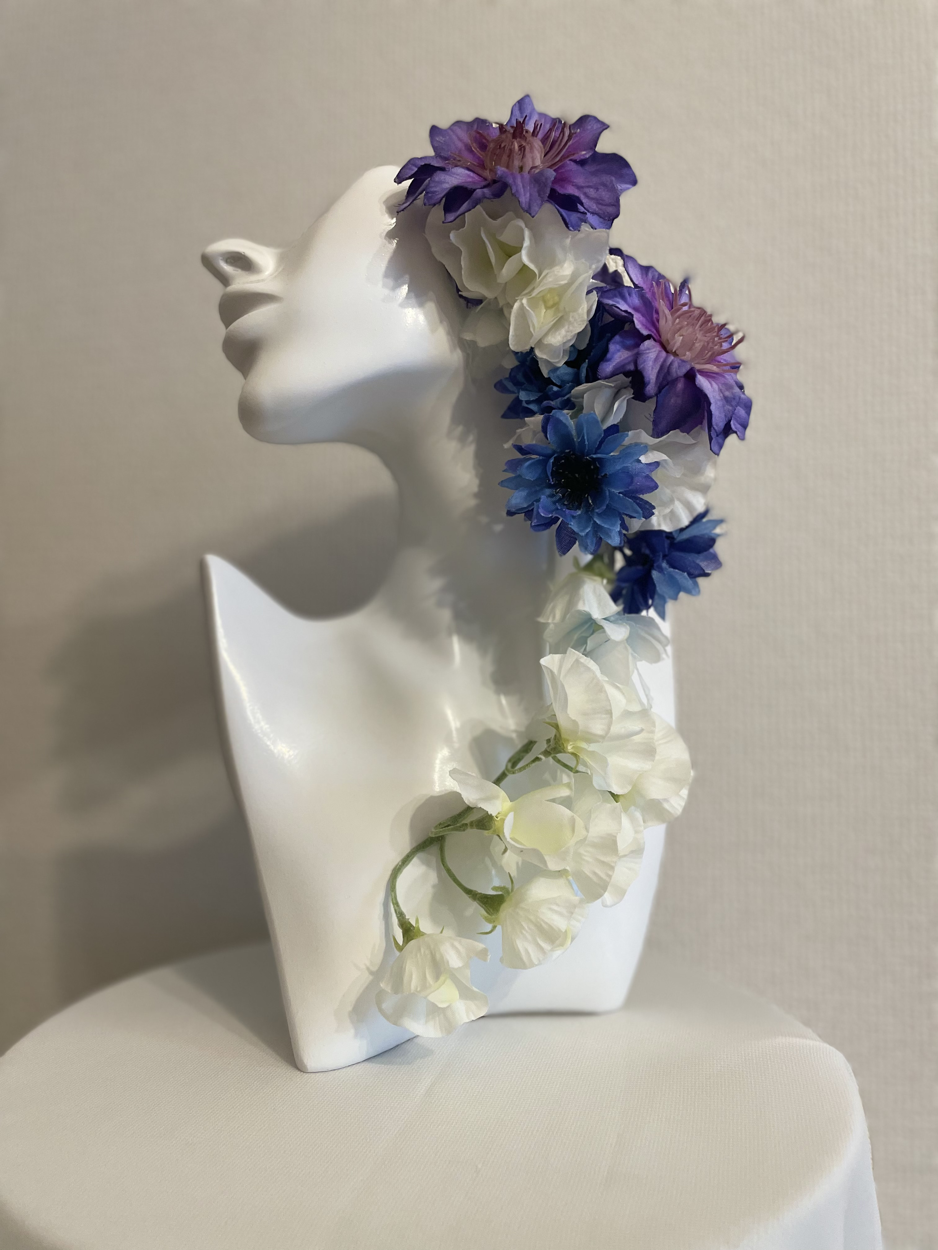 【完成品】フラワーイヤーカフ　アーティフィシャルブーケ　小物　ウェディングブーケ