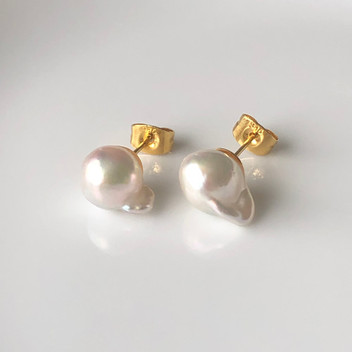 一粒 あこや真珠 バロック 羽 金魚 パール スタッドピアス
