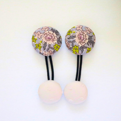 くるみボタン ヘアゴム Mサイズ 3cm ラベンダーグレー花柄 リバティ  
