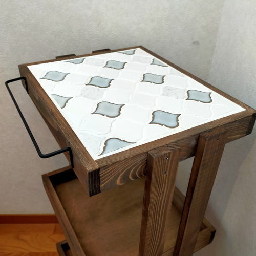 ランタンタイルが可愛い♥アンティークキッチンワゴン【handmade】「レイク」 ランタンタイルが可愛い♥アンティークキッチンワゴン【handmade