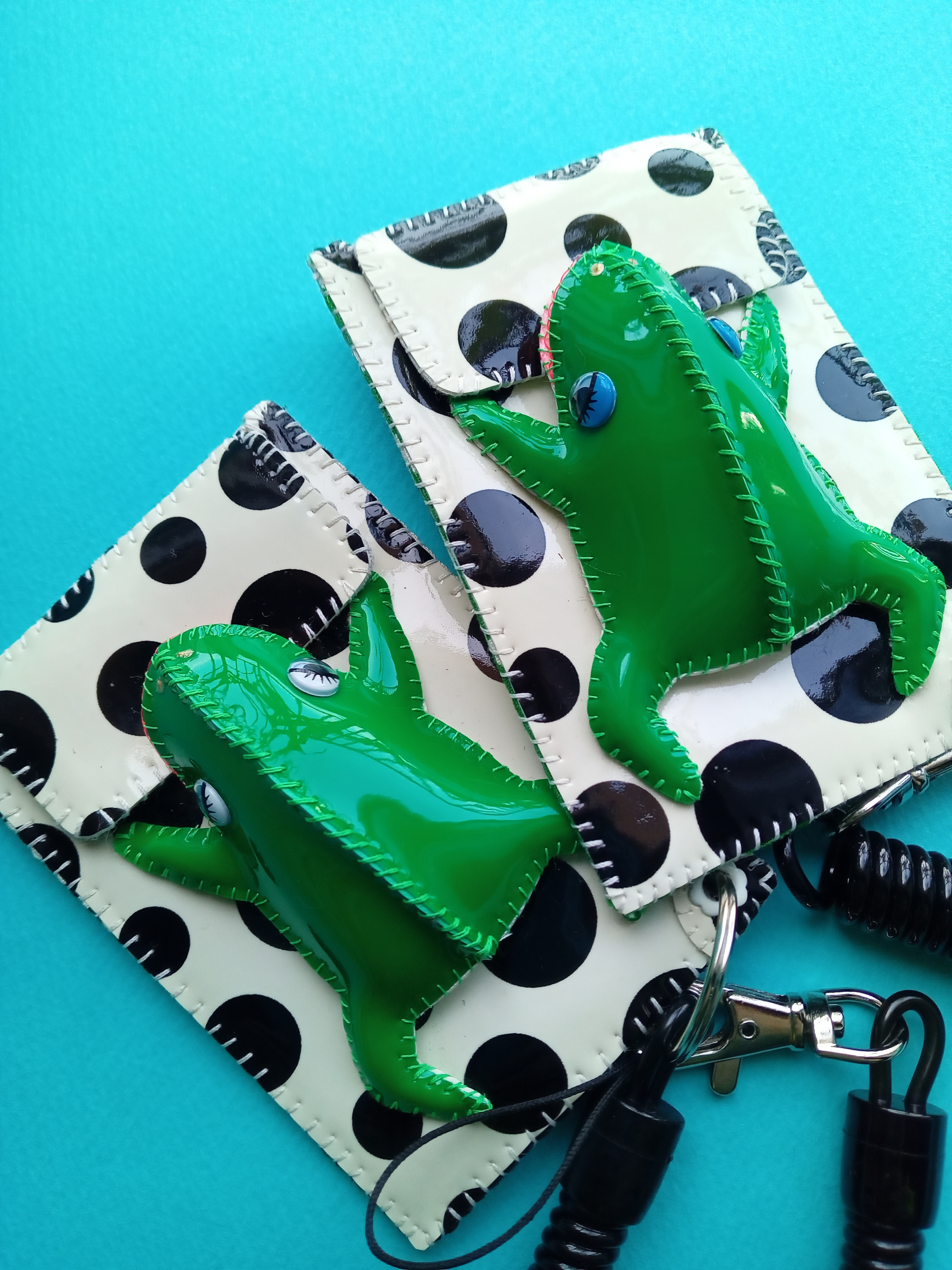 青蛙通行證盒綠色/圓點/條紋識別證套・悠遊卡套ぴか☆うお的作品17911114｜Creema