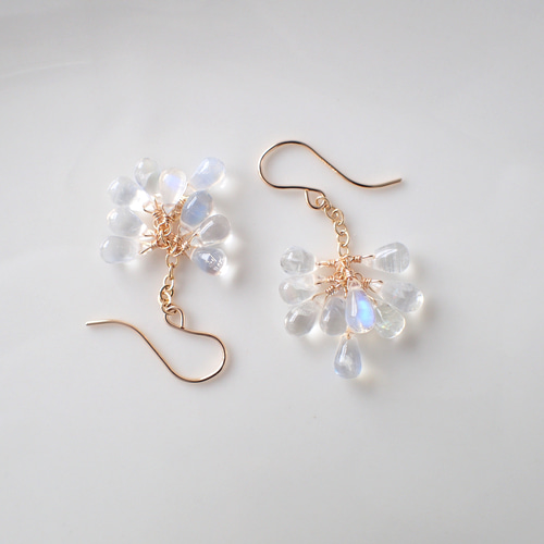14kgf＊レインボームーンストーン＊ブーケ ピアス ピアス（フック 