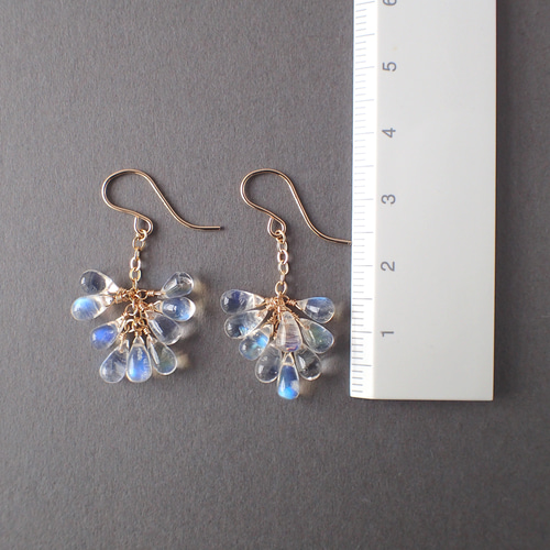 14kgf水晶ローゼンジカービング・ムーンストーンピアス/イヤリング 14kgf水晶ローゼンジカービング・ムーンストーンピアス/イヤリング