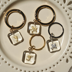 イニシャルキーホルダー イニシャル クリアキーホルダー キーホルダー