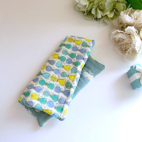 8重ガーゼ大判ハンカチ*北欧調*ちょうちょ*チョウチョ*choucho*両面