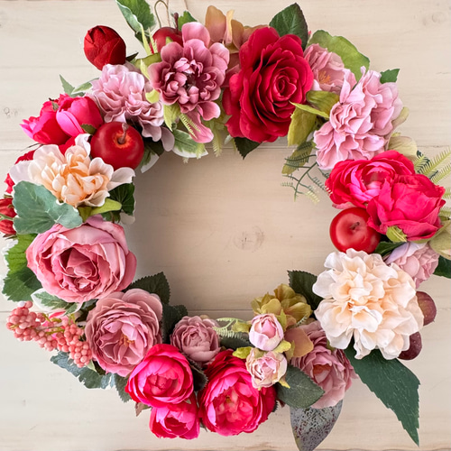 恋ピンク薔薇ウェディングリース』 リース フィオルッタ 通販｜Creema  