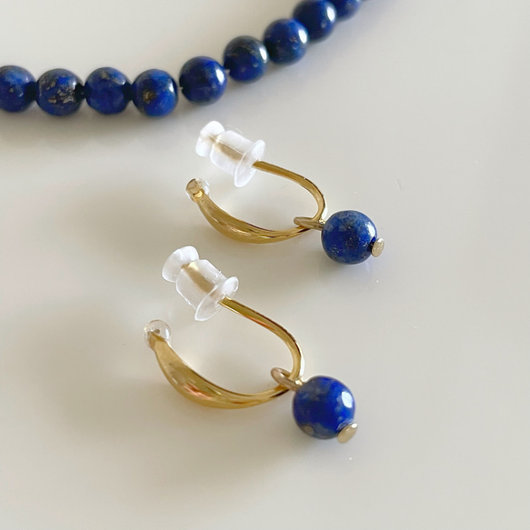14kgf 痛くないイヤリング❦一粒 ラピスラズリ 天然石 小ぶり シンプル 7枚目の画像