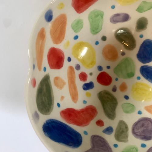 虹色のお花のお茶碗（1つのお値段です） 茶碗・めし碗 手作り陶器Rie