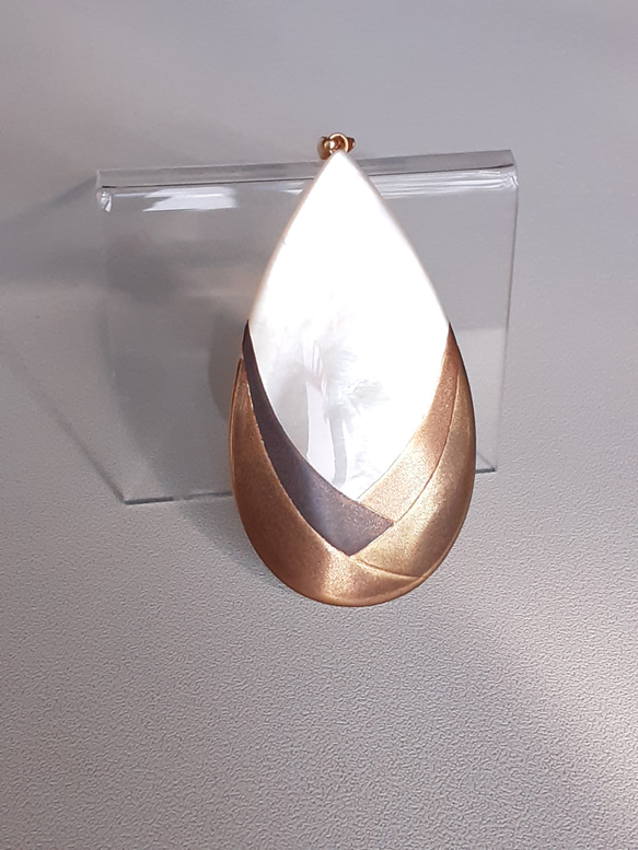 ハンドペイント　新品未使用　白　モダンアート　漆塗り　貝殻　飾り　額縁 ハンドペイント 新品未使用 白 モダンアート 漆塗り 貝殻 飾り