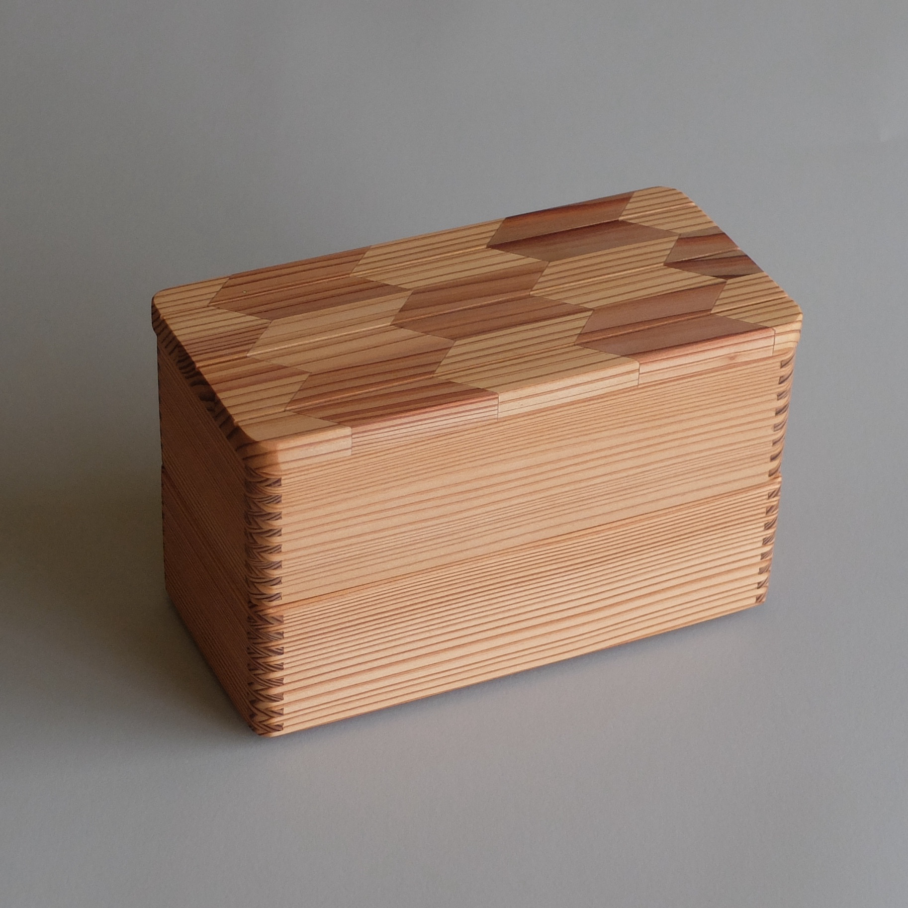 山武杉のお弁当箱　矢絣　小2段　640ml  (320ml×2)