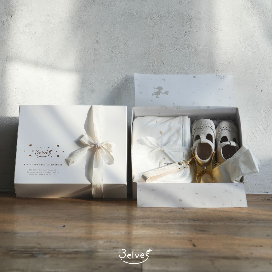 本革ベビーシューズギフトセット　クリスマス　レザーファーストシューズ　出産お祝い　１歳誕生日　オーガニックコットブラン