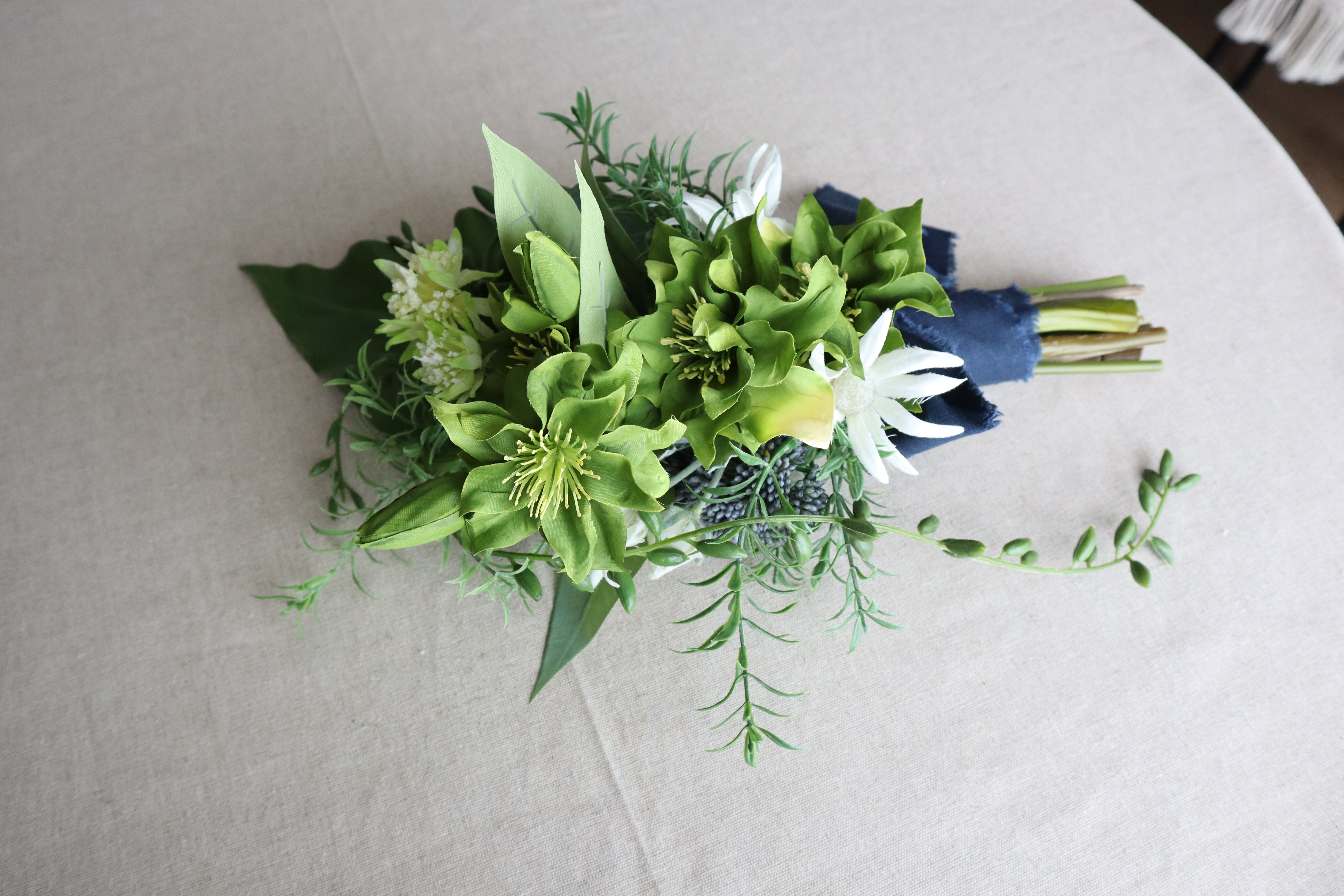 グリーンブーケ1万円　送料込み　クリスマスローズ・フランネルフラワー（No.393-181）