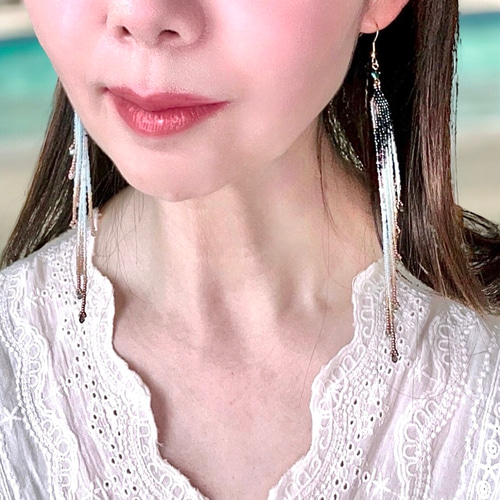 極楽鳥の島 スリム フリンジ ピアス/イヤリング ピアス（フック 