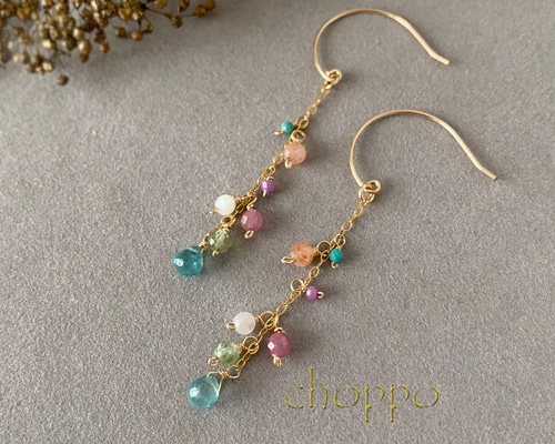 カラフルな7つの天然石ピアス/イヤリング 14kgf 夏 誕生石 グリーン