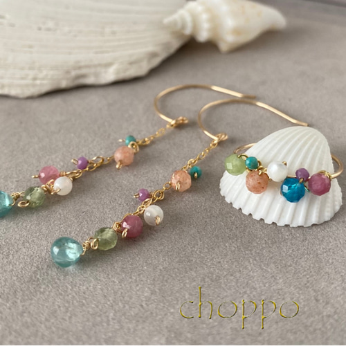 カラフルな7つの天然石ピアス/イヤリング 14kgf 夏 誕生石 グリーン