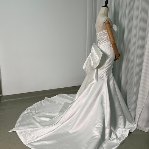 送料無料！ウェディングドレス マーメイドライン ふっくら柔らかな  