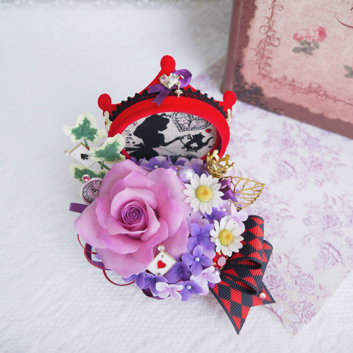 【ひろりん】クレイフラワー✿ロココ調薔薇のフラワーアレンジメント クレイフラワー♣︎♡不思議の国のアリス♠︎◇フラワーアレンジメント