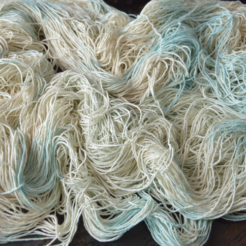 nijiyarnページ 手染め糸 コットン約20g56m 雲 nijiyarn 毛糸 nijiyarn 通販 17913725