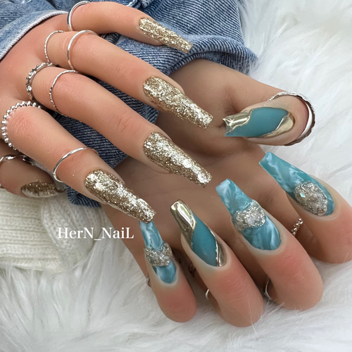 グリーンホワイトマーブルシェルラメ埋め込みリングネイルチップ