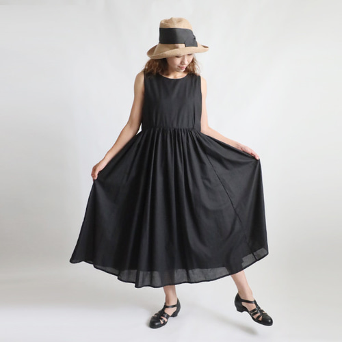 人気ストーン付きスタンダード練習着ワンピース❤️後ろファスナー付きで便利♪ 人気ストーン付きスタンダード練習着ワンピース❤️後ろ