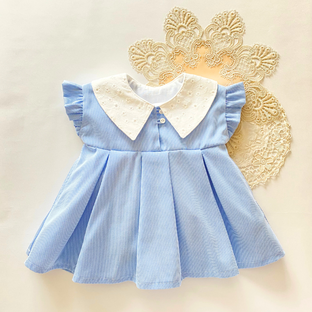 半袖ワンピース 水色ストライプ