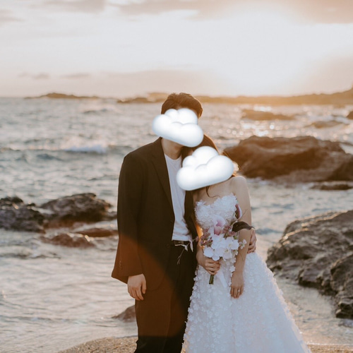 実例写真！ウエディングドレス ビーズ 花モチーフ 抜群のおしゃれ見え  